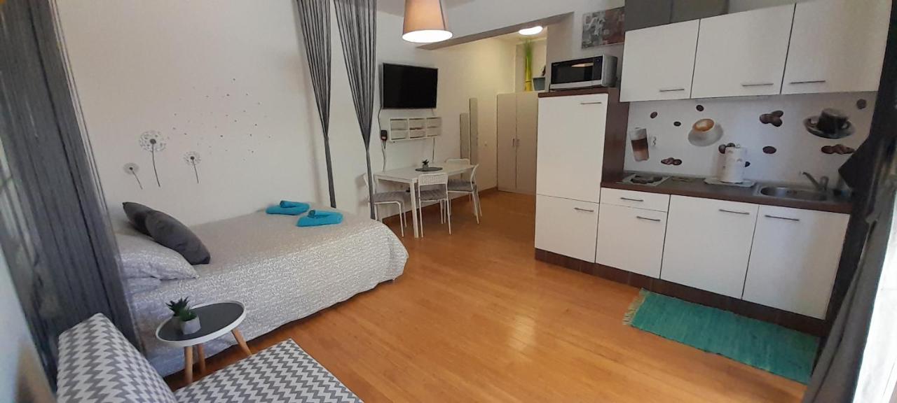PUY Apartment Nina מראה חיצוני תמונה